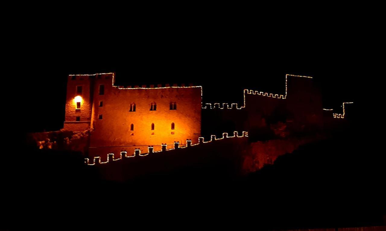 Villetta In Centro Storico Caccamo Eksteriør bilde