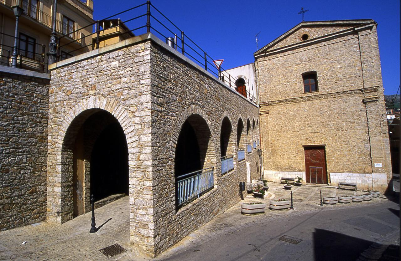 Villetta In Centro Storico Caccamo Eksteriør bilde